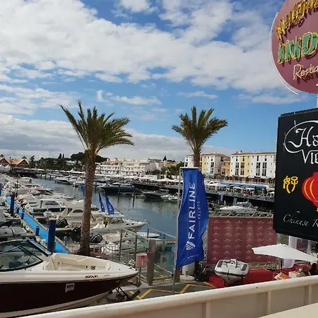 Marina Plaza *