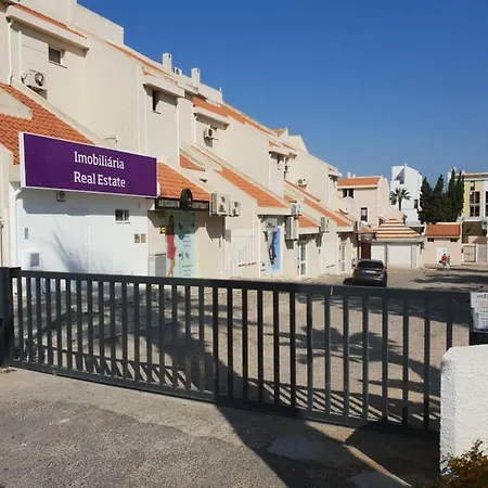 Marina Plaza